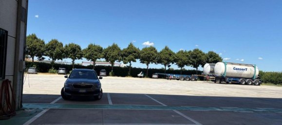 3000m² Warehouse in Faenza, Italy No. 289603 15