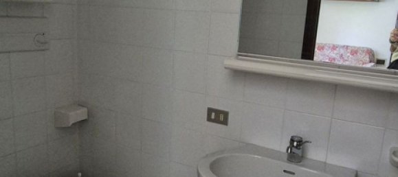 Estudio en Introbio, Italy No. 277885 7