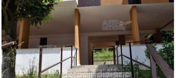 4 rooms Apartment in Rome, Italy No. 190648 7