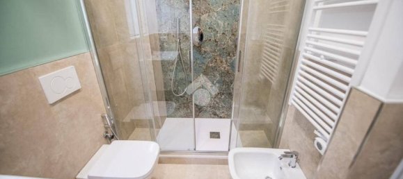 2 bedrooms Apartment in Milan, Italy No. 266773 20