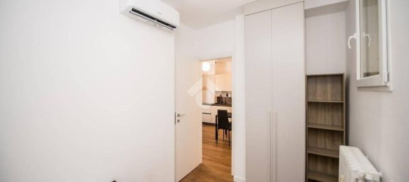 2 bedrooms Apartment in Milan, Italy No. 266773 17