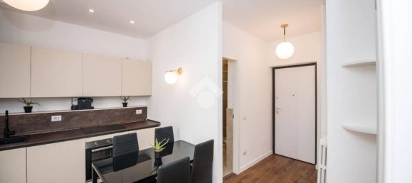 2 bedrooms Apartment in Milan, Italy No. 266773 7