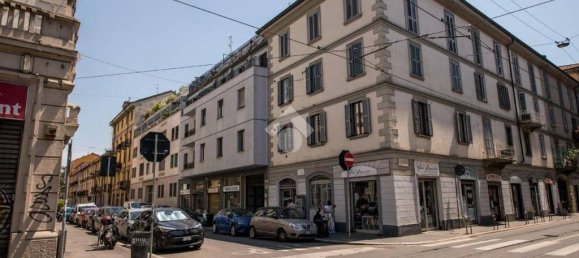 2 bedrooms Apartment in Milan, Italy No. 266773 30