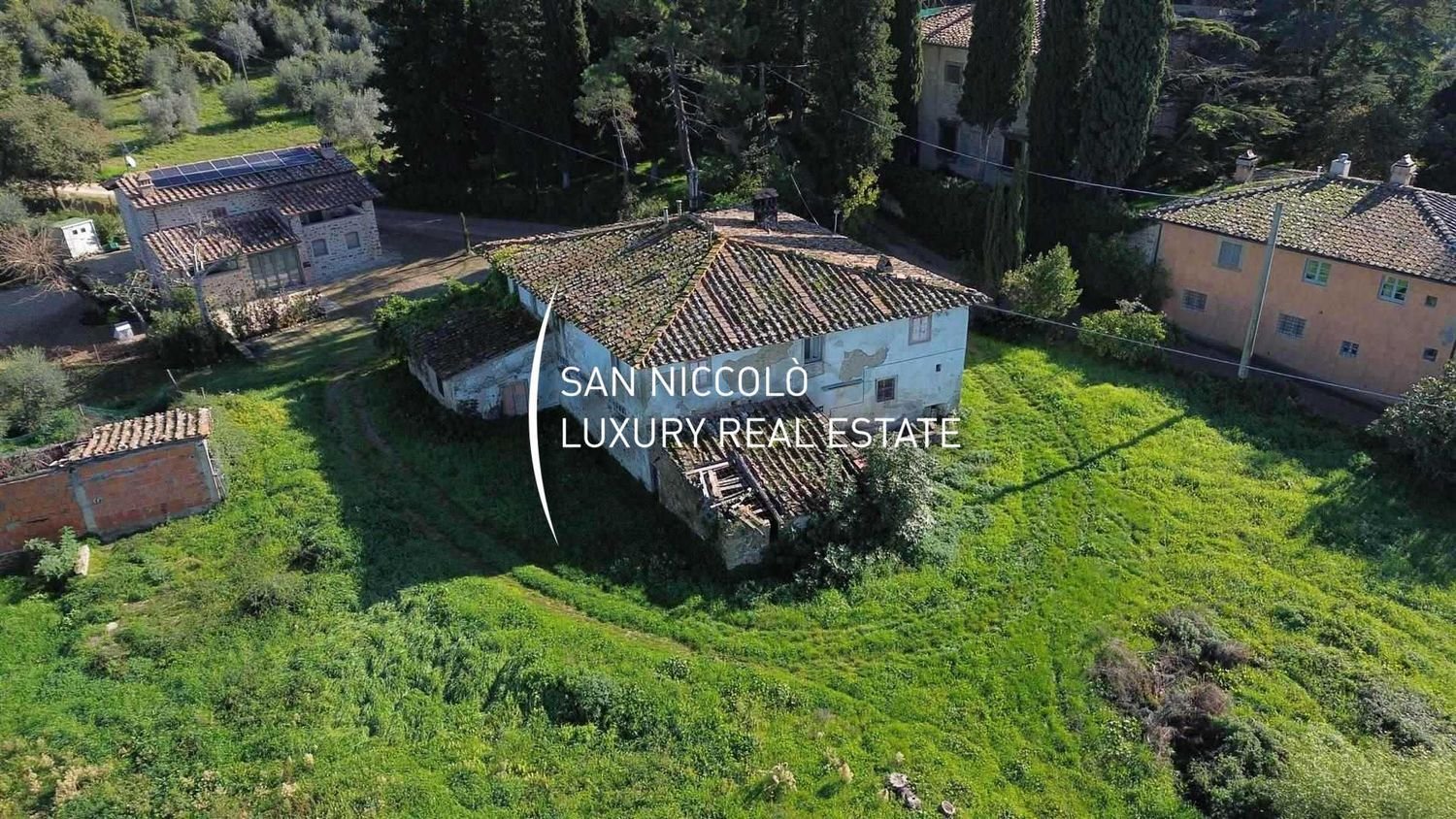 Casa de 10 divisões em Reggello, Italy N.º 196280