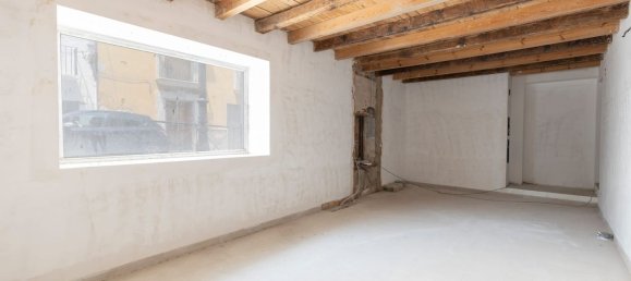 83m² Commercial property in Guadix, Spain No. 150548 3