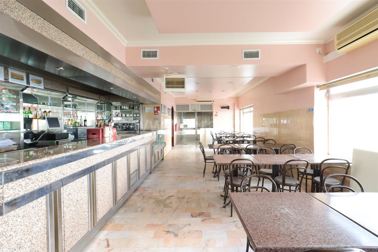 Imóvel comercial em Vila Franca de Xira, Portugal 152 m² N.º 89963