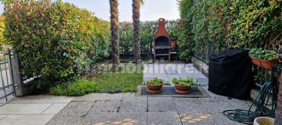 Apartamento de 1 dormitorio en Villafranca di Verona, Italy No. 360372 18