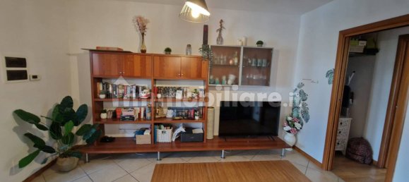 Apartamento de 1 dormitorio en Villafranca di Verona, Italy No. 360372 12