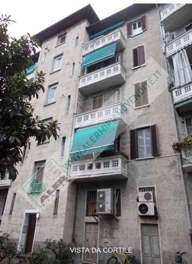 1 bedroom Apartment in Milan, Italy No. 372561