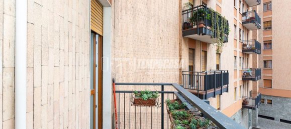 Apartamento de 4 habitaciónes en Brescia, Italy No. 235987 15