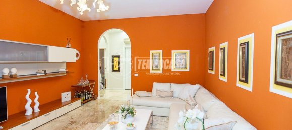 Apartamento de 4 habitaciónes en Brescia, Italy No. 235987 6