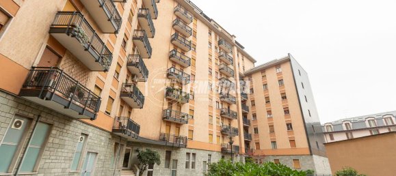 Apartamento de 4 habitaciónes en Brescia, Italy No. 235987 37