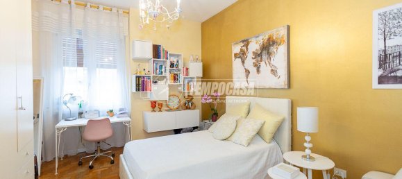 Apartamento de 4 habitaciónes en Brescia, Italy No. 235987 17