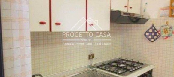 Apartamento de 2 dormitorios en Viareggio, Italy No. 351132 8