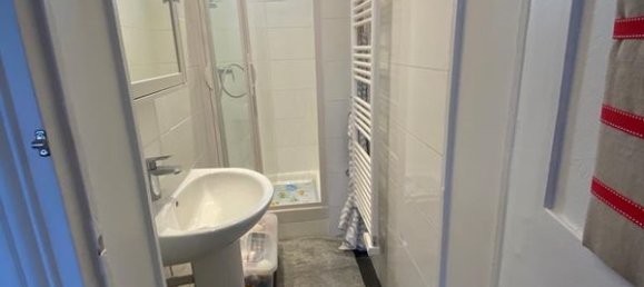 Квартира с 4 спальнями в Леваллуа-Перре, Франция № 185025 8