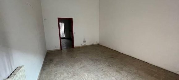 33m² Garage in Alessandria, Italy No. 119110 2