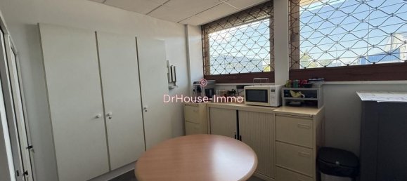 500m² Commercial property in Meaux, France No. 296036 4
