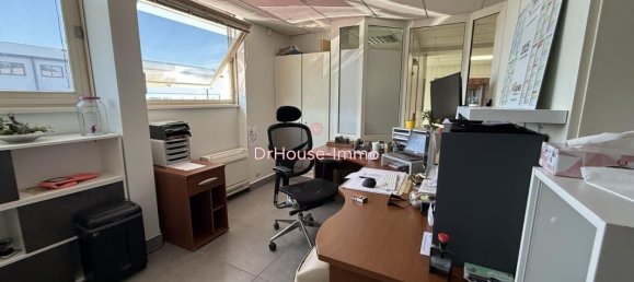 500m² Commercial property in Meaux, France No. 296036 2