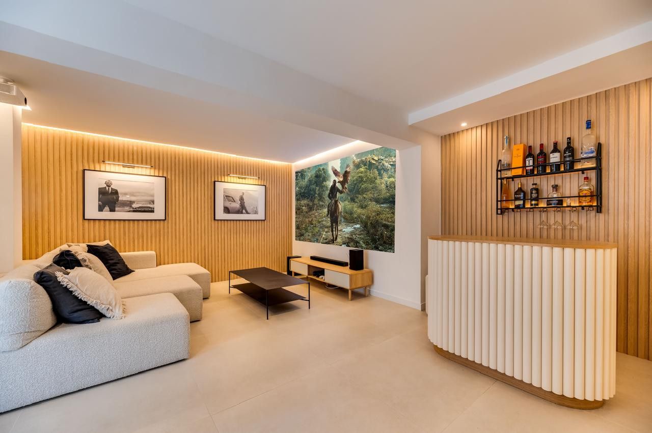 4 bedrooms Duplex in Marbella, Spain No. 128936