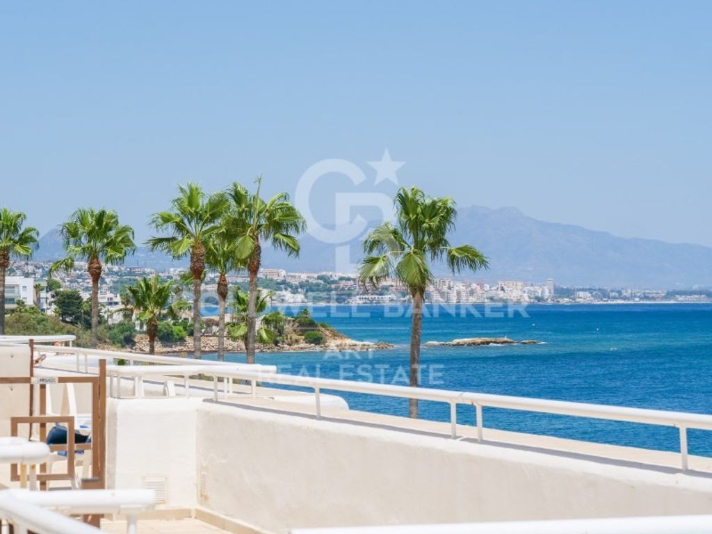 2 bedrooms Apartment in Estepona, Spain No. 174297