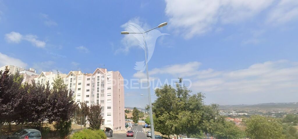 3 bedrooms Apartment in Loures, Portugal No. 93489