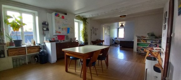 Коммерческая недвижимость 211м² в Пледер, Франция № 199437 5