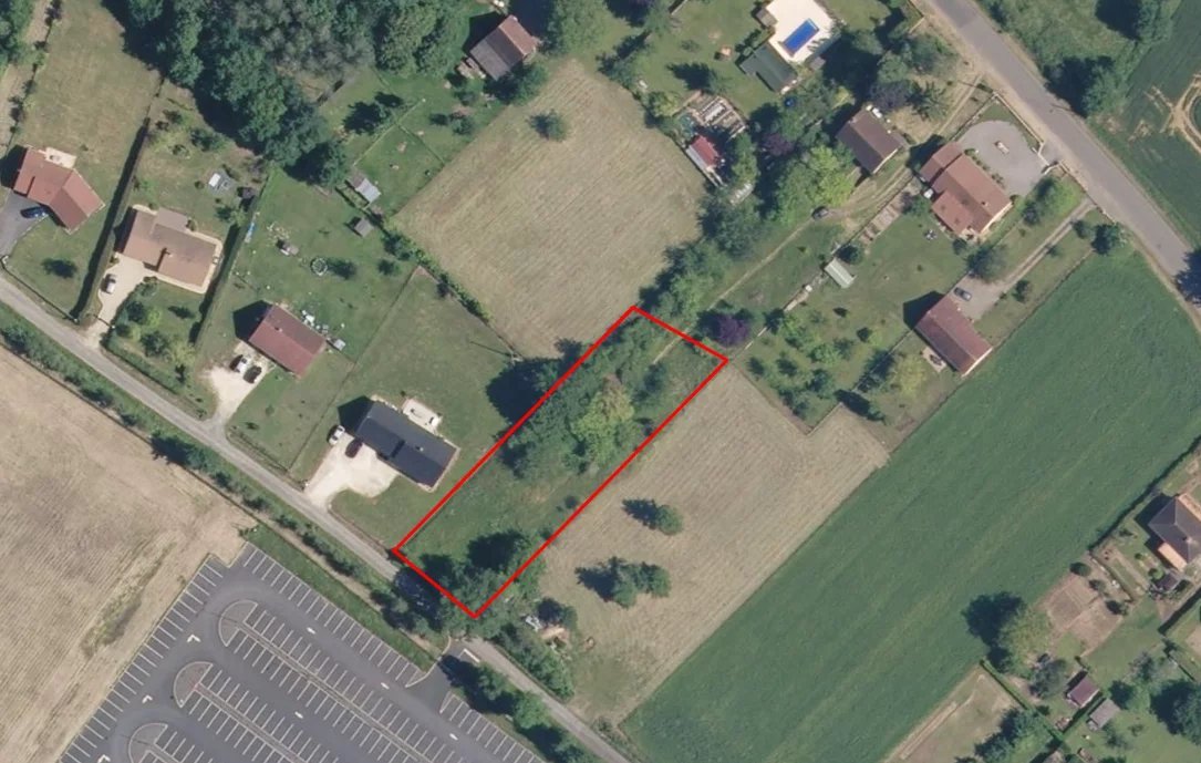 Земельный участок в Ле Блан, Франция № 88583