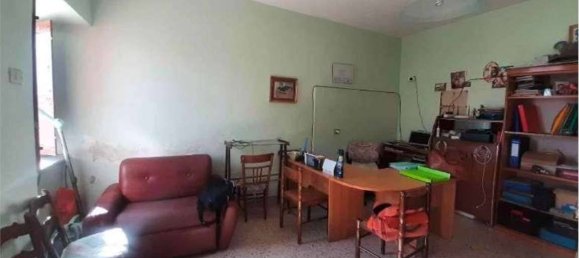 3 Schlafzimmer Wohnung in Castronovo di Sicilia, Italy, Nr. 220877 11