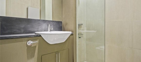 2 bedrooms Apartment in London, United Kingdom No. 5390 9