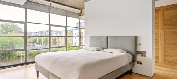 2 bedrooms Apartment in London, United Kingdom No. 5390 11