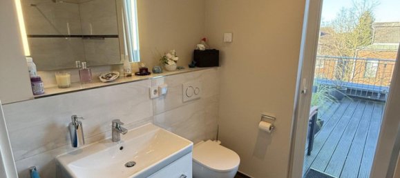 4غرفة منزل ذو طابقين في Eimsbuttel, Germany رقم 14346 9