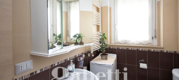 Apartamento de 3 dormitorios en Grugliasco, Italy No. 347266 16