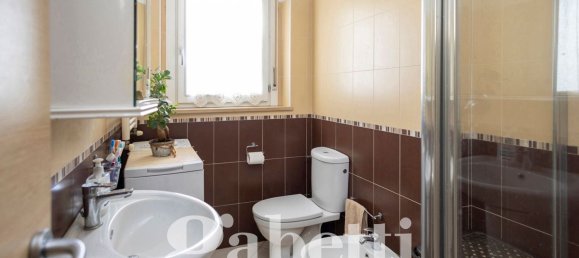 Apartamento de 3 dormitorios en Grugliasco, Italy No. 347266 37