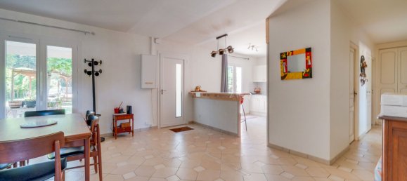 3 Schlafzimmer Haus in Pugnac, France, Nr. 286485 5