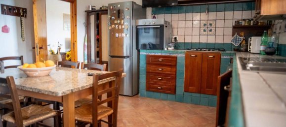 4 bedrooms Villa in Campomarino, Italy No. 225691 13