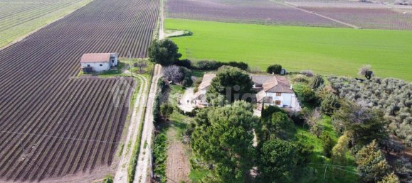 4 bedrooms Villa in Campomarino, Italy No. 225691 11