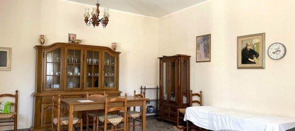 5 rooms Apartment in Borgia, Italy No. 278085 9