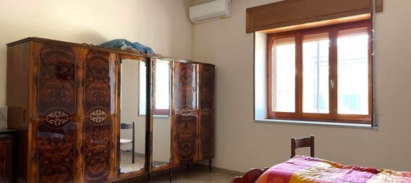 5 rooms Apartment in Borgia, Italy No. 278085 21