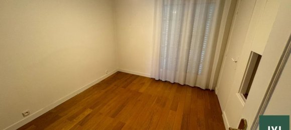 Дом с 4 спальнями в Сен-Гратьен, Франция № 167788 10