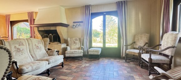  Castillos de 6 dormitorios en Bantigny, France No. 258449 3