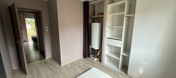 Дом с 5 спальнями в Saint-Martin-de-Saint-Maixent, Франция № 300966 8