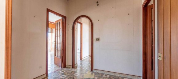 Квартира с 5 комнатами в Палермо, Италия № 37362 7