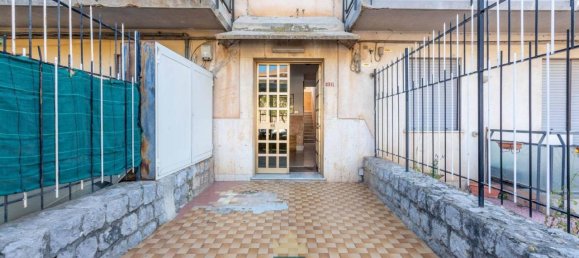 Квартира с 5 комнатами в Палермо, Италия № 37362 4