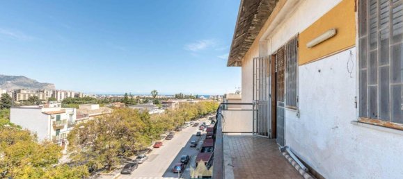 Квартира с 5 комнатами в Палермо, Италия № 37362 34