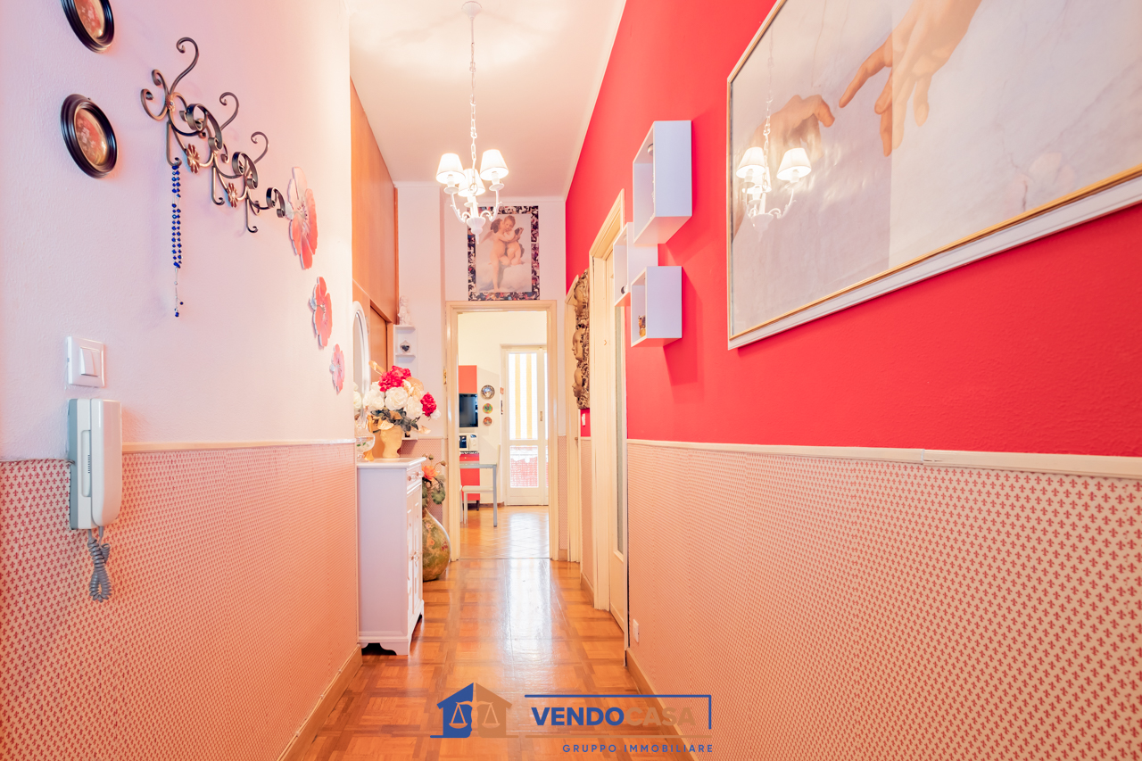 Apartamento de 2 habitaciónes en Cuneo, Italy No. 374408