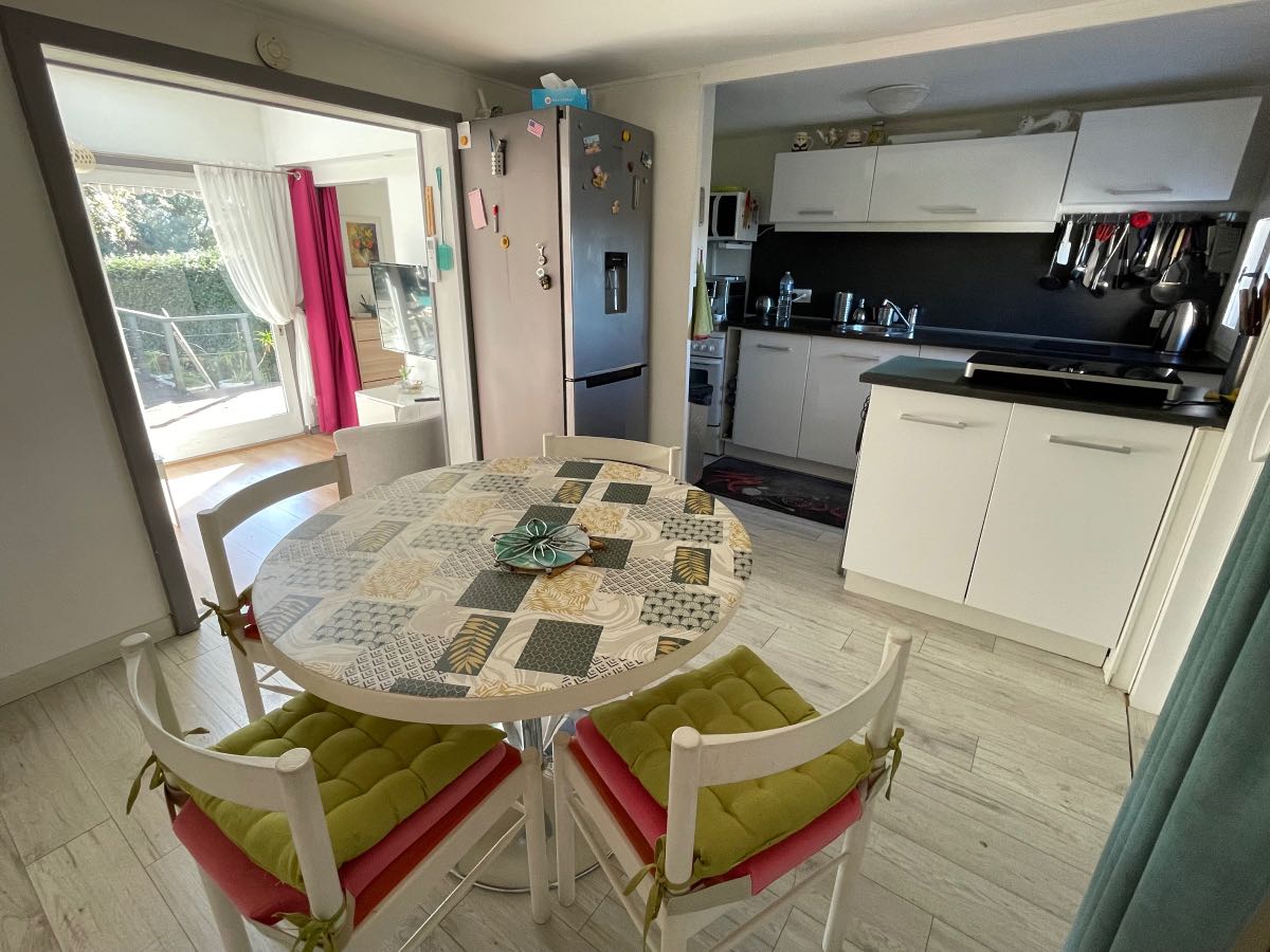 2 bedrooms House in Le Muy, France No. 199119