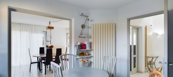 3 bedrooms House in Chatillon-le-Duc, France No. 48326 15