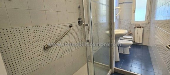 2 bedrooms Apartment in Florence, Italy No. 375696 17