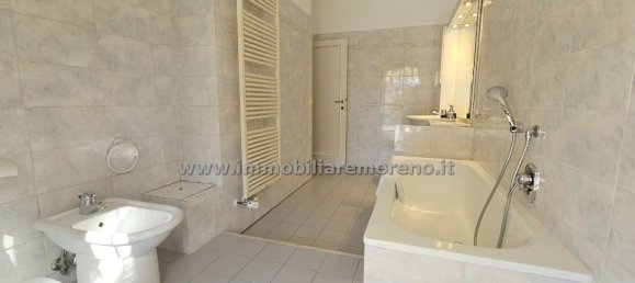 2 bedrooms Apartment in Florence, Italy No. 375696 15