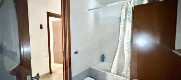 Casa de 4 habitaciónes en Triggiano, Italy No. 22747 12